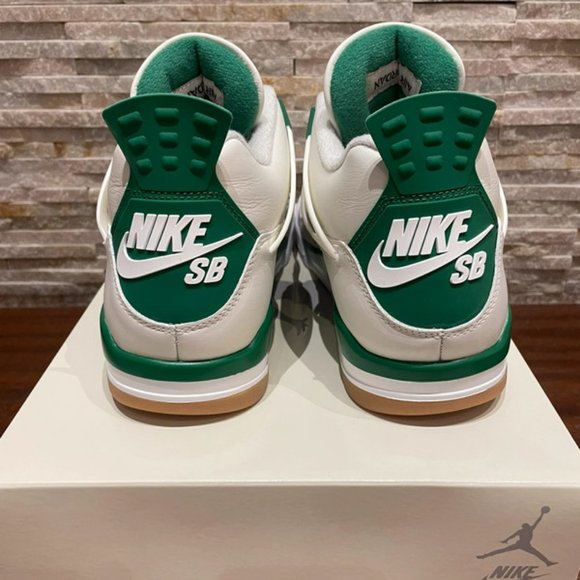 Jordan 4 main image 6